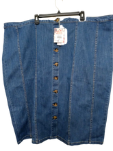 Load image into Gallery viewer, DOWNEAST &amp; ASHLEY ROSE REEVES PLUS WOMENS SIZE 3X DENIM BUTTON FRONT SKIRT - DARRDS3X0078
