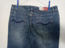 Load image into Gallery viewer, NWT MOSSIMO WOMENS LOWEST RISE SKINNY JEANS SIZE 17 - STRAIGHT HIP &amp; THIGH STRETCH - MWJ01
